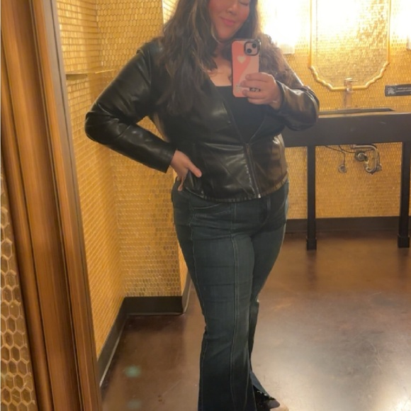 Nice to meet you 😸 - Picture 5 of 6